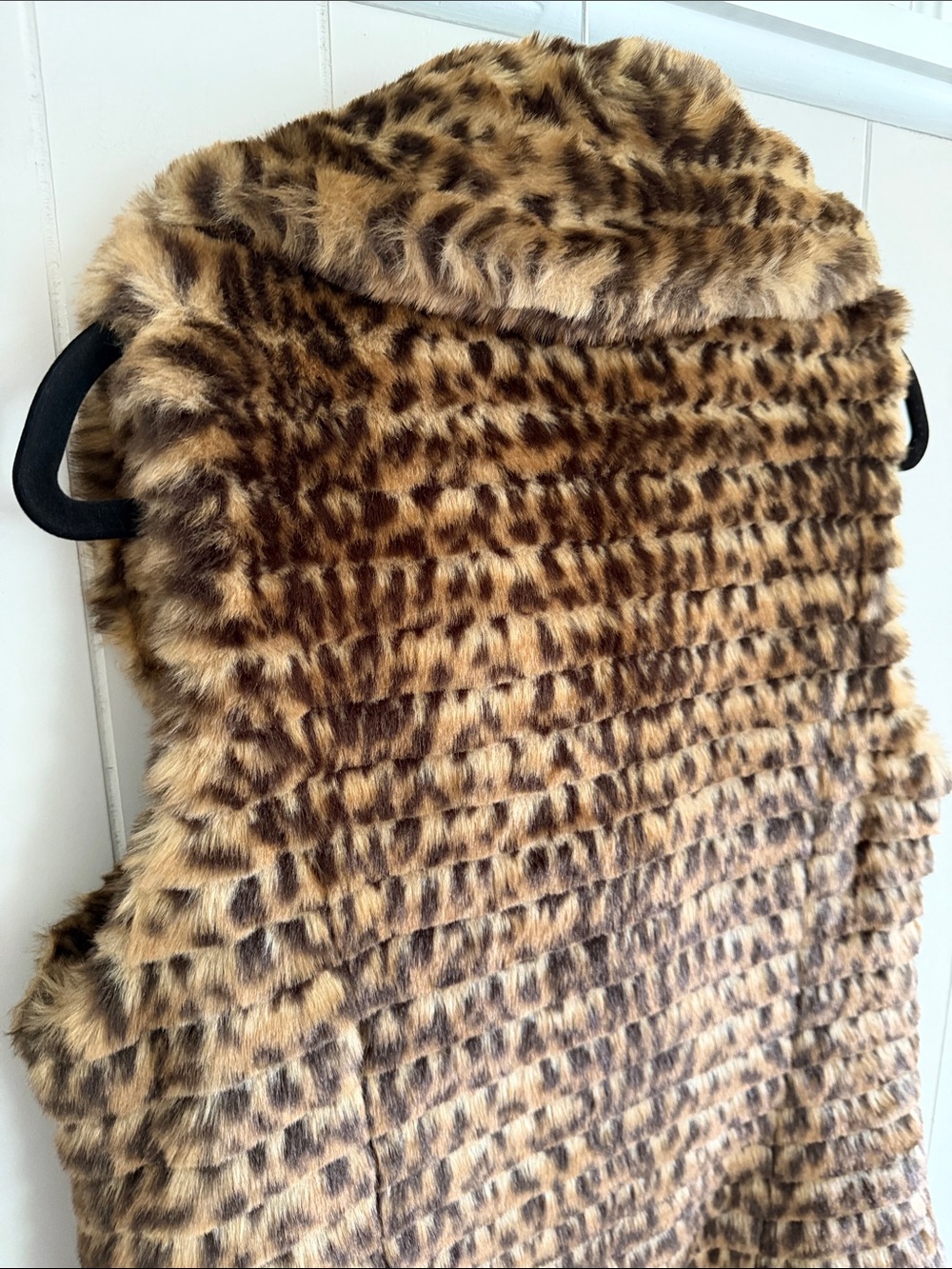 Dennis Basso Faux Fur Leopard Vest Size XS Mob Wife Winter Glam Boho - Picture 7 of 12